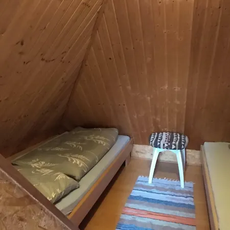 Dachgeschosswohnung Mit Garten * Schortens